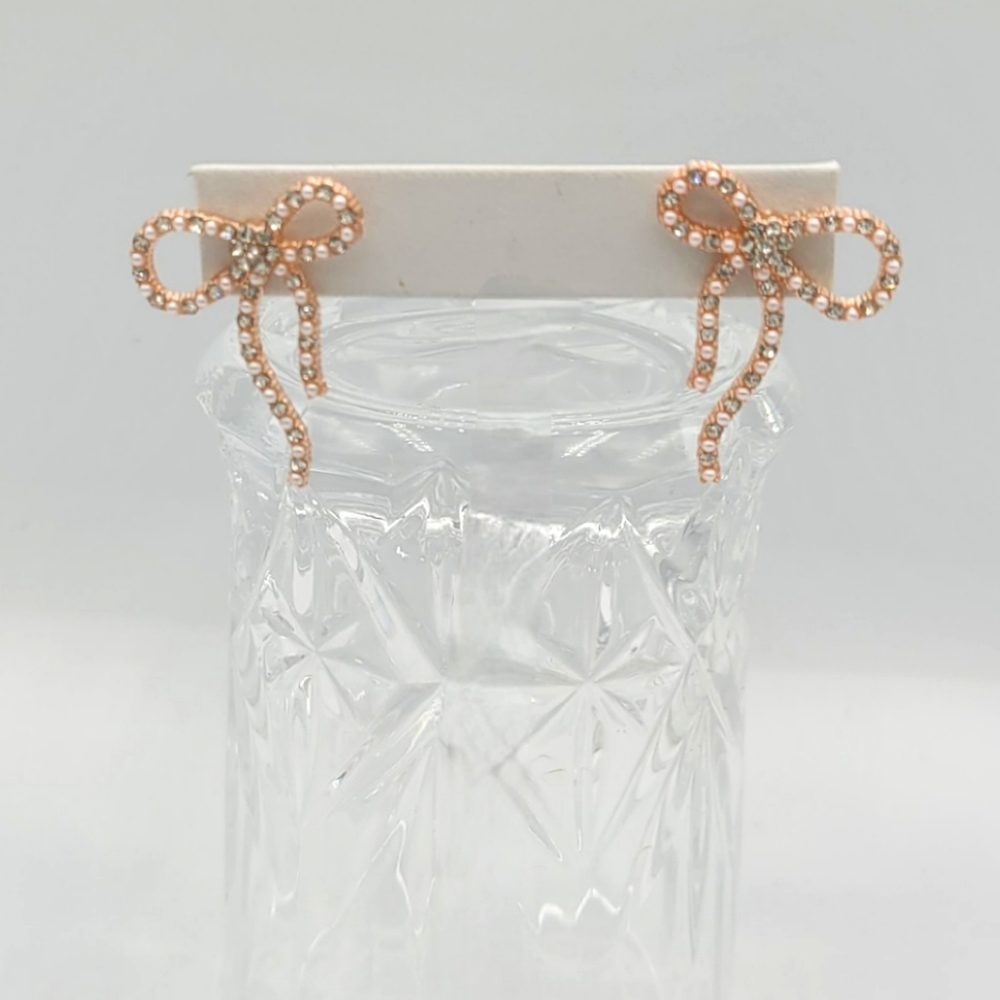 POST-BACK EARRINGS